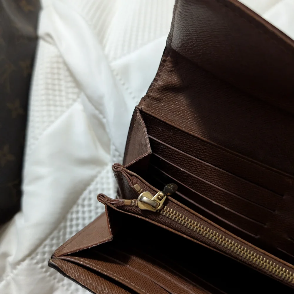 Authentic Louis Vuitton Brown and Gold Monogram Wallet - Picture 6 of 8